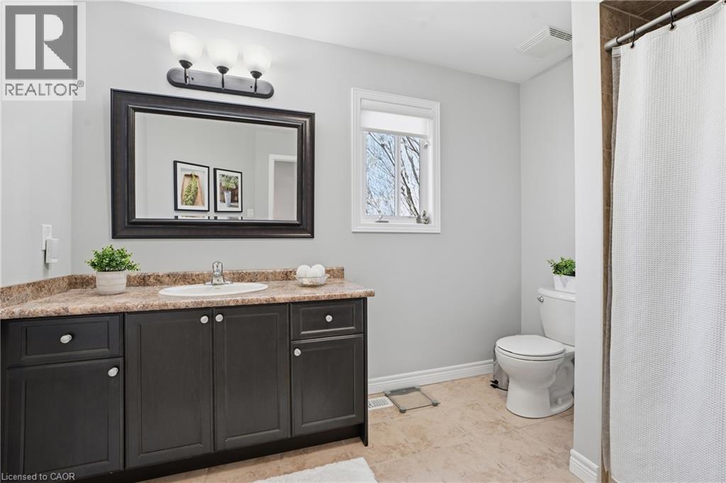 441 STONEHENGE Drive Unit# 40, Ancaster, Ontario, L9K0B1 — Photo 26