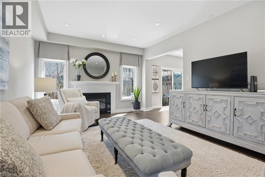 441 STONEHENGE Drive Unit# 40, Ancaster, Ontario, L9K0B1 — Photo 6
