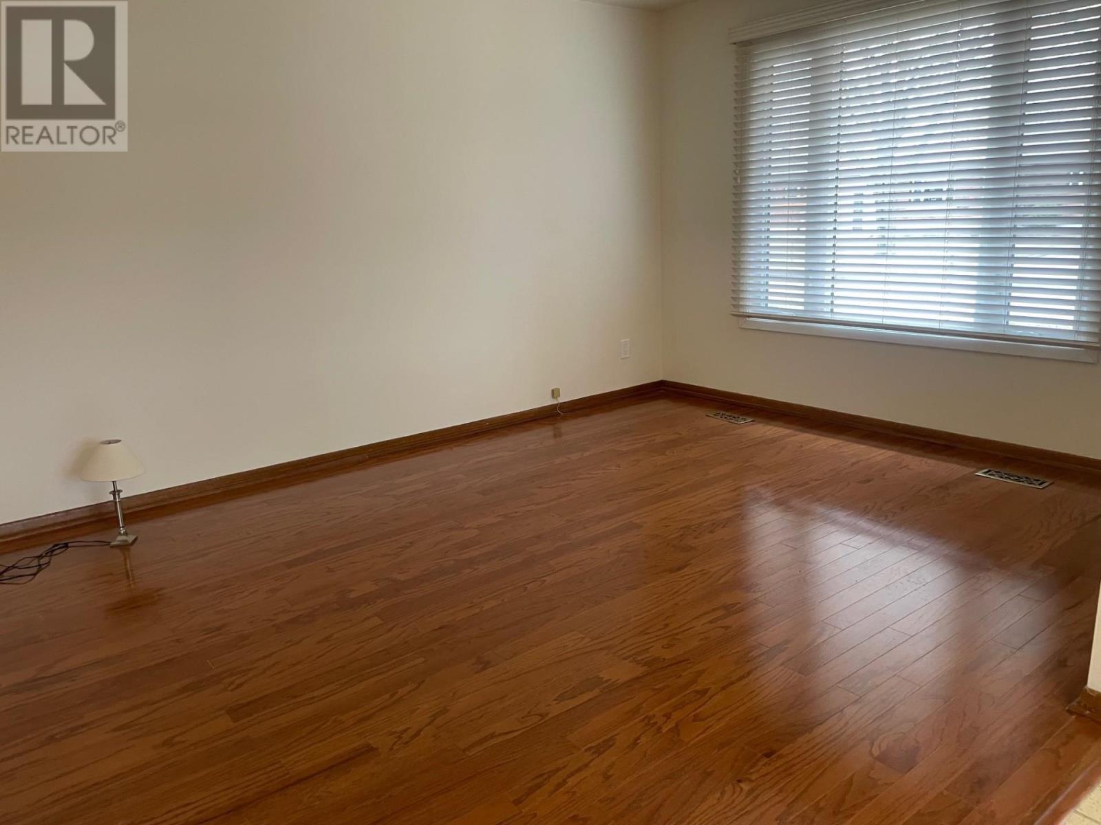 453 Amethyst CRES, Thunder Bay, Ontario, P7C1T3 — Photo 3