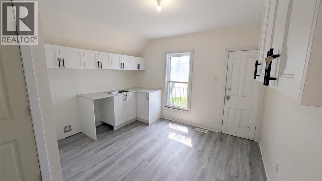 166 ROSS AVENUE, Sarnia, Ontario, N7T1J7 — Photo 11