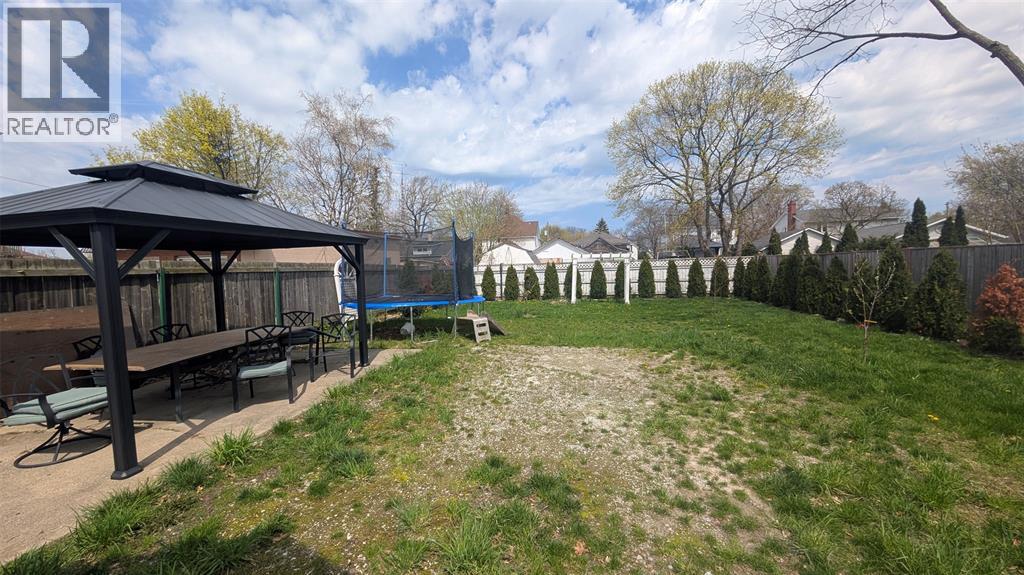 166 ROSS AVENUE, Sarnia, Ontario, N7T1J7 — Photo 16