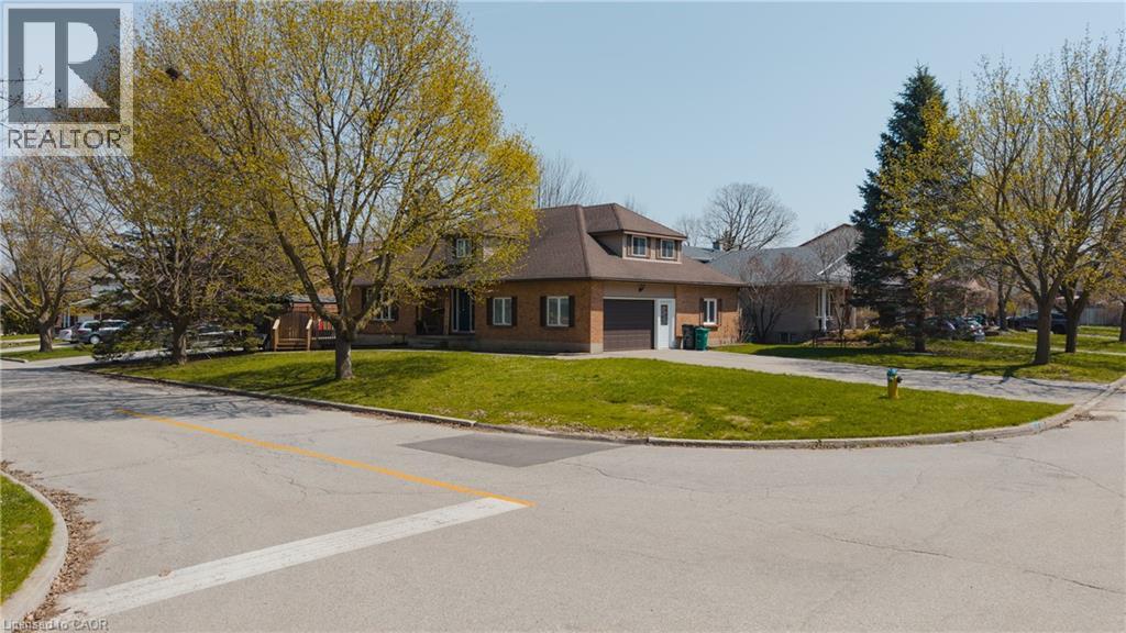 381 TIMLOCK Place, Waterloo, Ontario, N2K3J2 — Photo 5