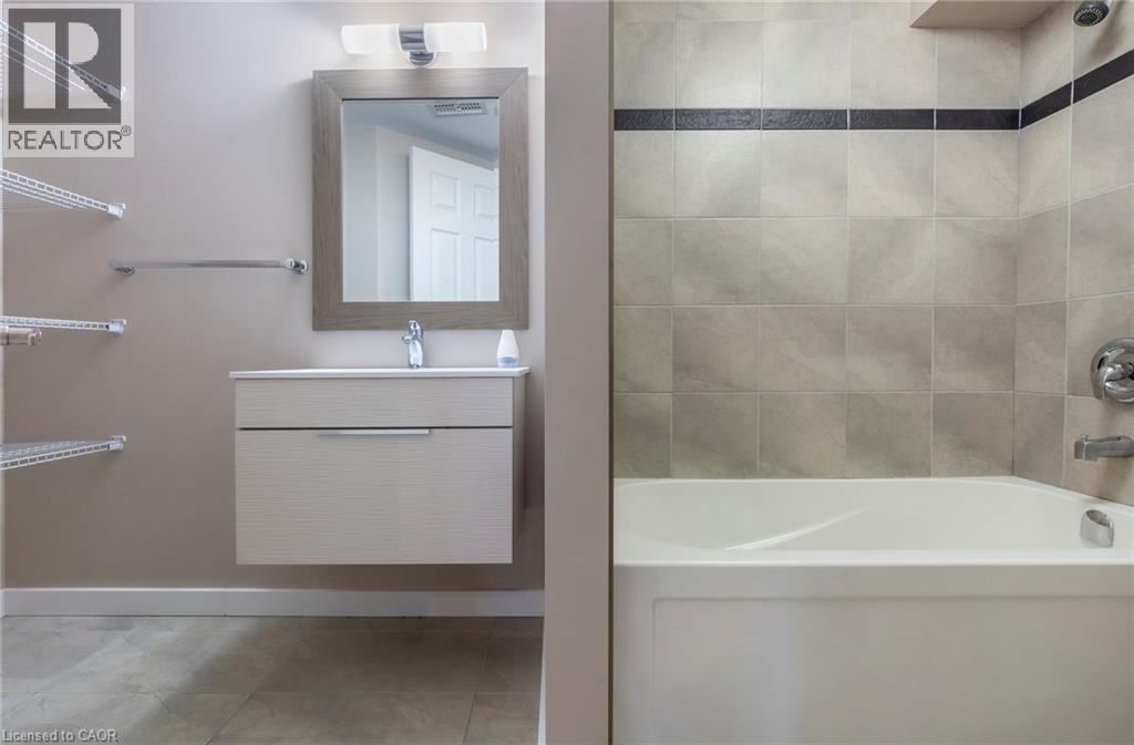 292 SOUTH BEND Road E, Hamilton, Ontario, L9A2C5 — Photo 21