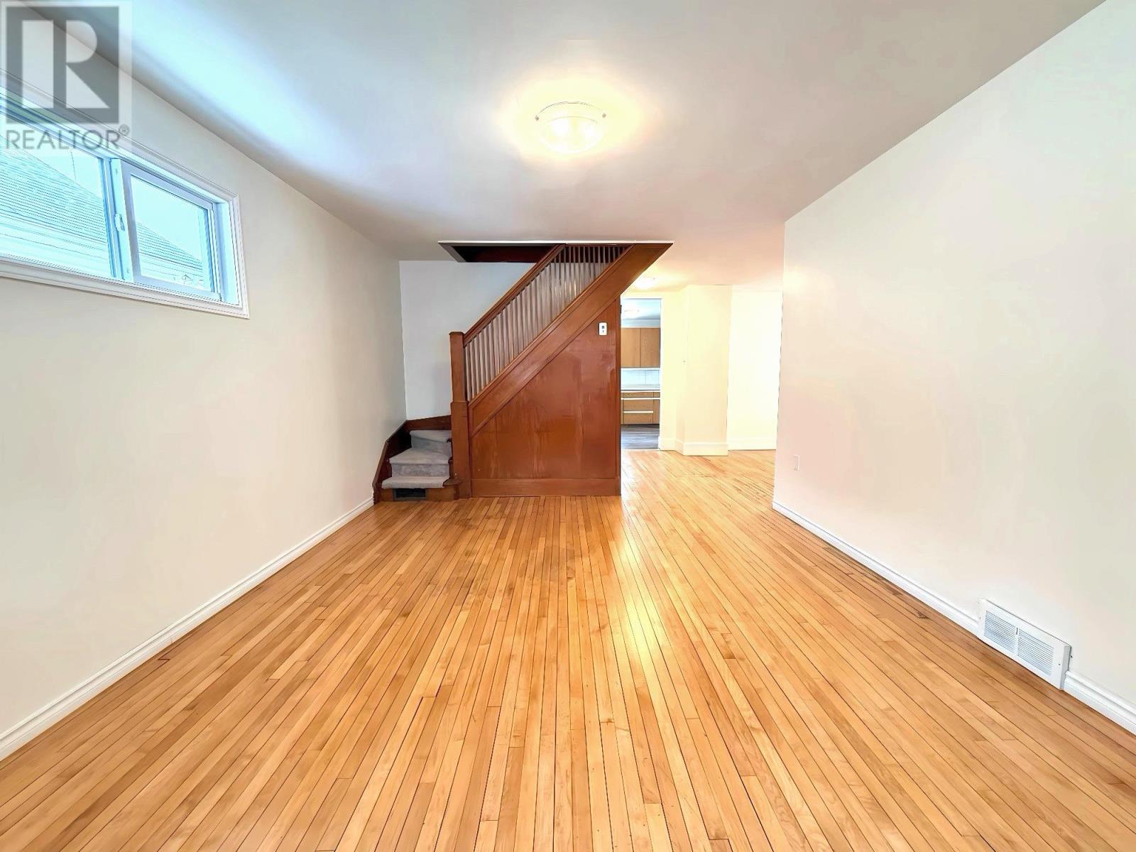 205 Second AVE SW, Geraldton, Ontario, P0T1M0 — Photo 2
