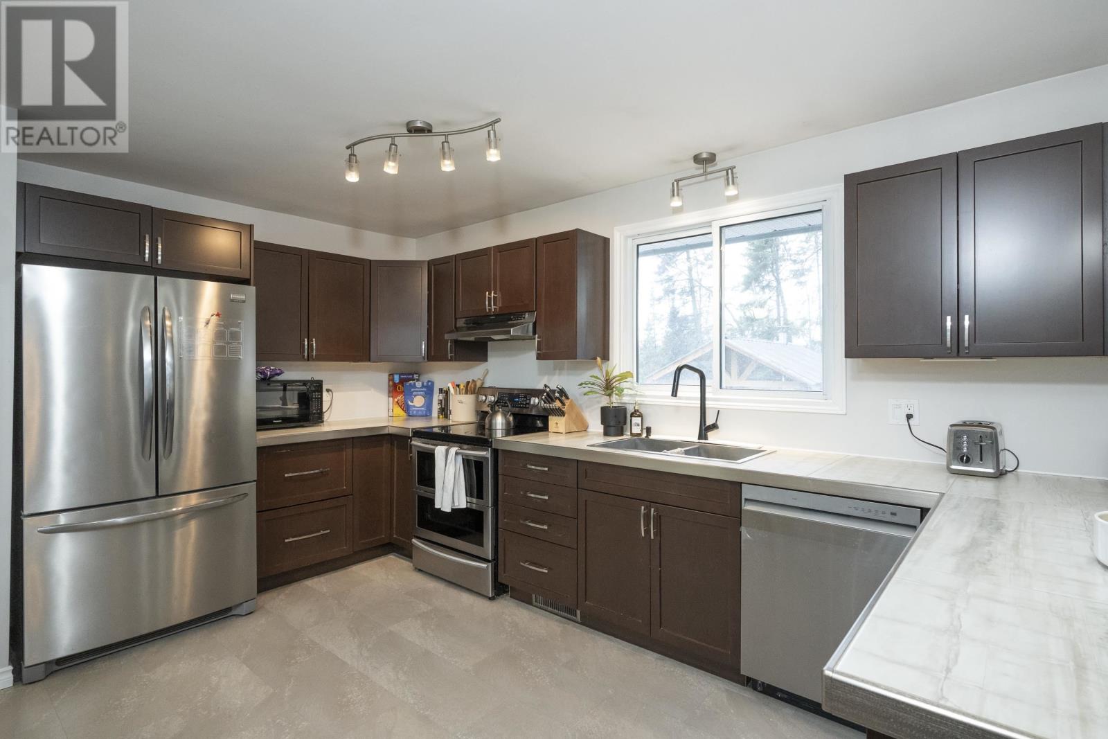526 Ryerson PL, THUNDER BAY, Ontario, P7C5R9 — Photo 20