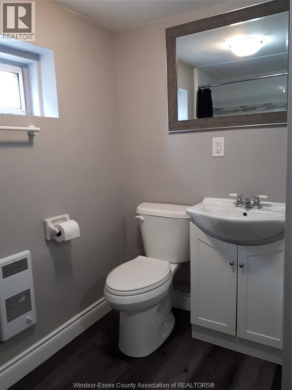 1050 ASSUMPTION, Windsor, Ontario, N9A3C4 — Photo 32