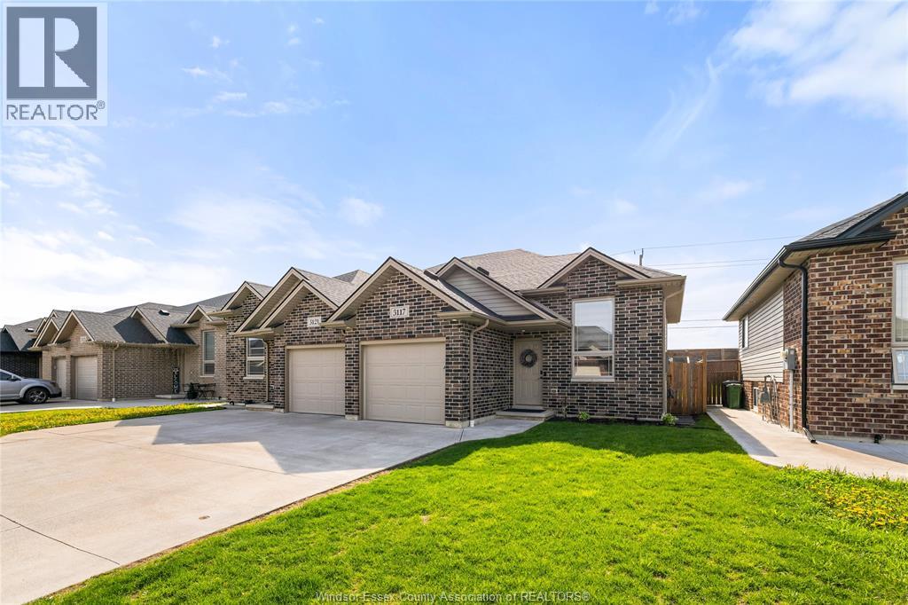 3117 VIOLA CRESCENT, Windsor, Ontario, N8N0A1 — Photo 2