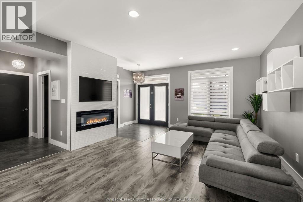 575 INTERNATIONAL, LaSalle, Ontario, N9J0A3 — Photo 5