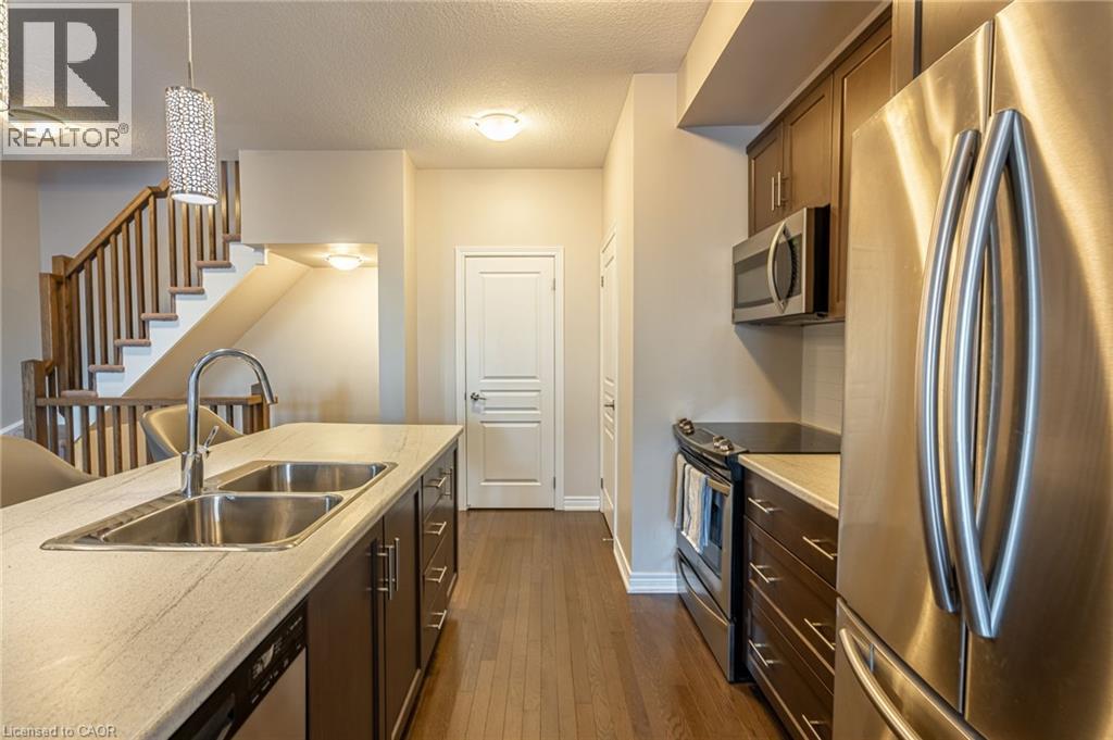 215 DUNDAS Street E Unit# 24, Waterdown, Ontario, L8B0X1 — Photo 8