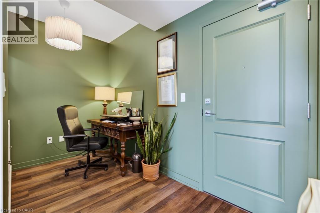 450 DUNDAS Street E Unit# 714, Waterdown, Ontario, L8B1Z2 — Photo 6