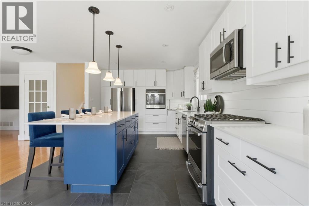 29 MELISSA Crescent, Hamilton, Ontario, L9H7C5 — Photo 13