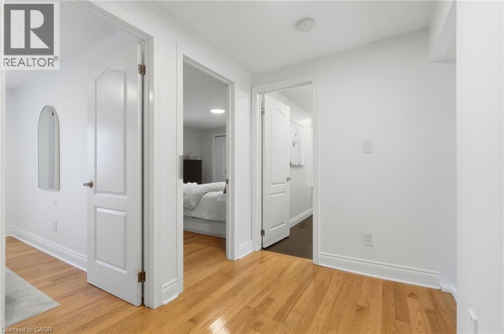 29 MELISSA Crescent, Hamilton, Ontario, L9H7C5 — Photo 14