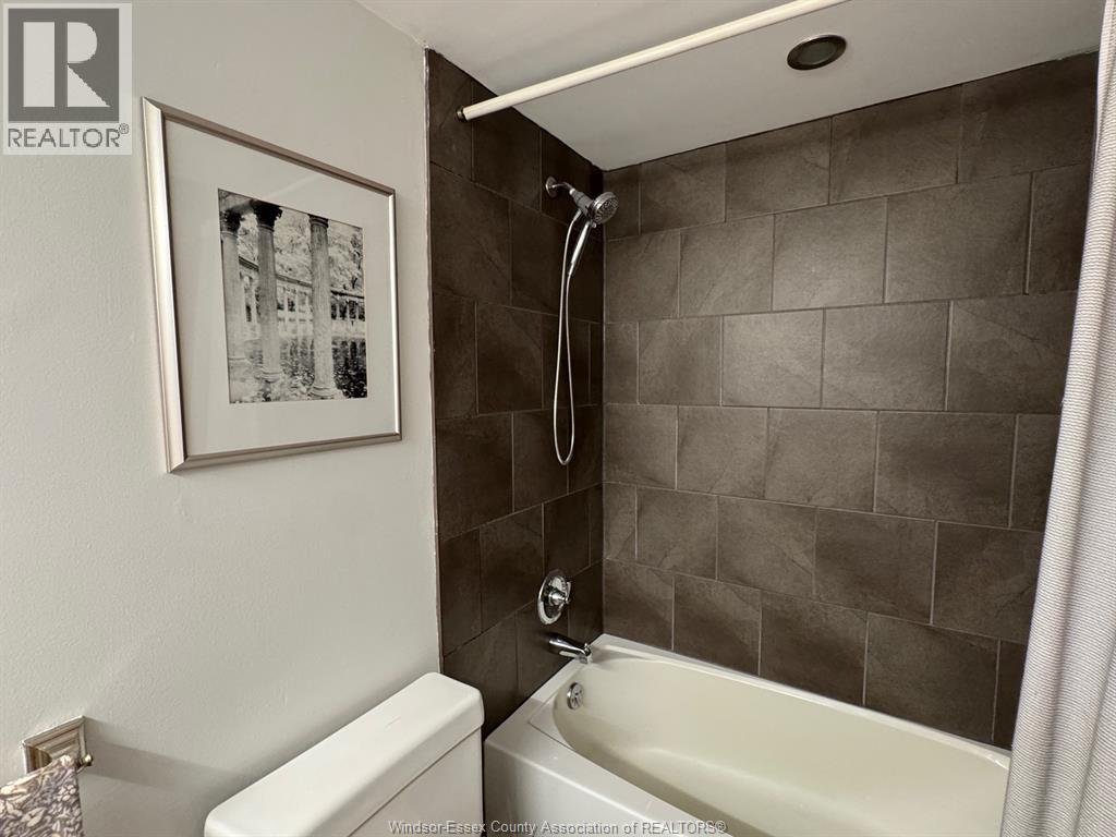 3601 RIVERSIDE DRIVE East Unit# 906, Windsor, Ontario, N8Y4Y2 — Photo 25