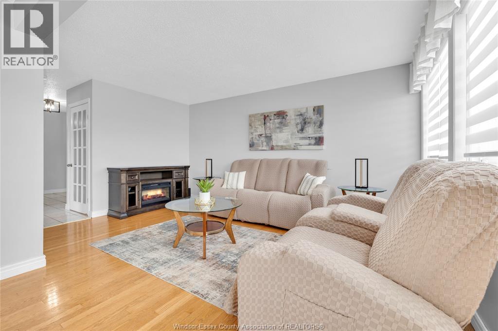 3009 SUFFOLK STREET, Windsor, Ontario, N8R1P1 — Photo 10