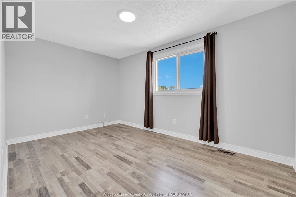 3009 SUFFOLK STREET, Windsor, Ontario, N8R1P1 — Photo 14