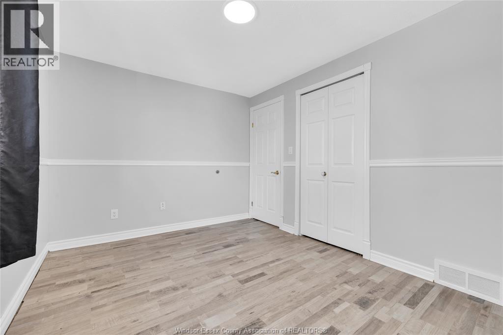 3009 SUFFOLK STREET, Windsor, Ontario, N8R1P1 — Photo 17