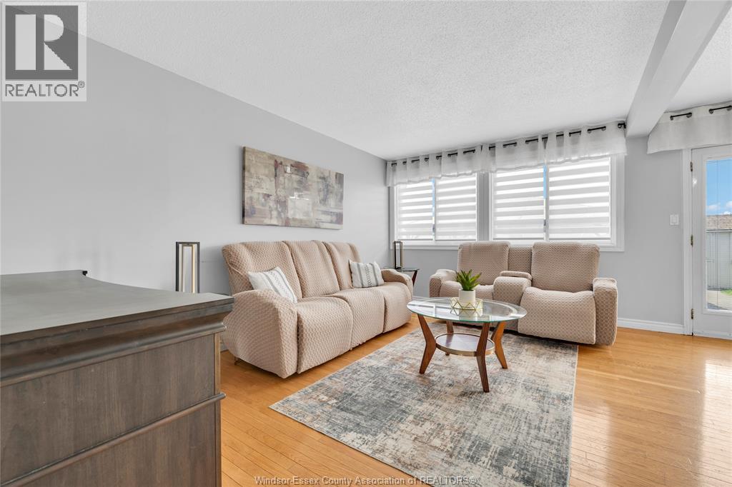 3009 SUFFOLK STREET, Windsor, Ontario, N8R1P1 — Photo 9