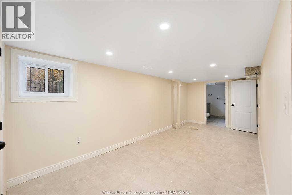 1006 PILLETTE ROAD, Windsor, Ontario, N8Y3B6 — Photo 17
