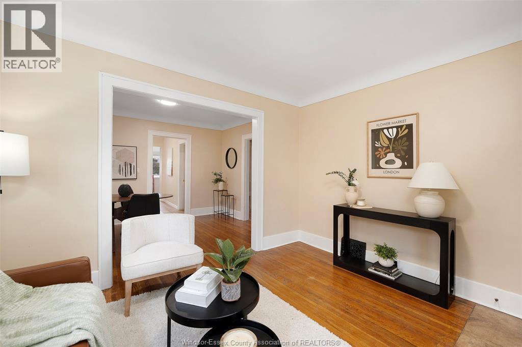 1006 PILLETTE ROAD, Windsor, Ontario, N8Y3B6 — Photo 3