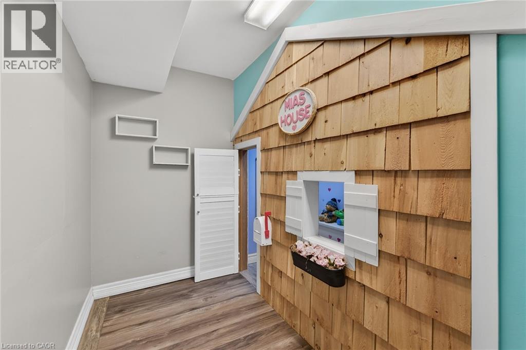 31 MAYNARD Street, Hamilton, Ontario, L9B1R9 — Photo 33