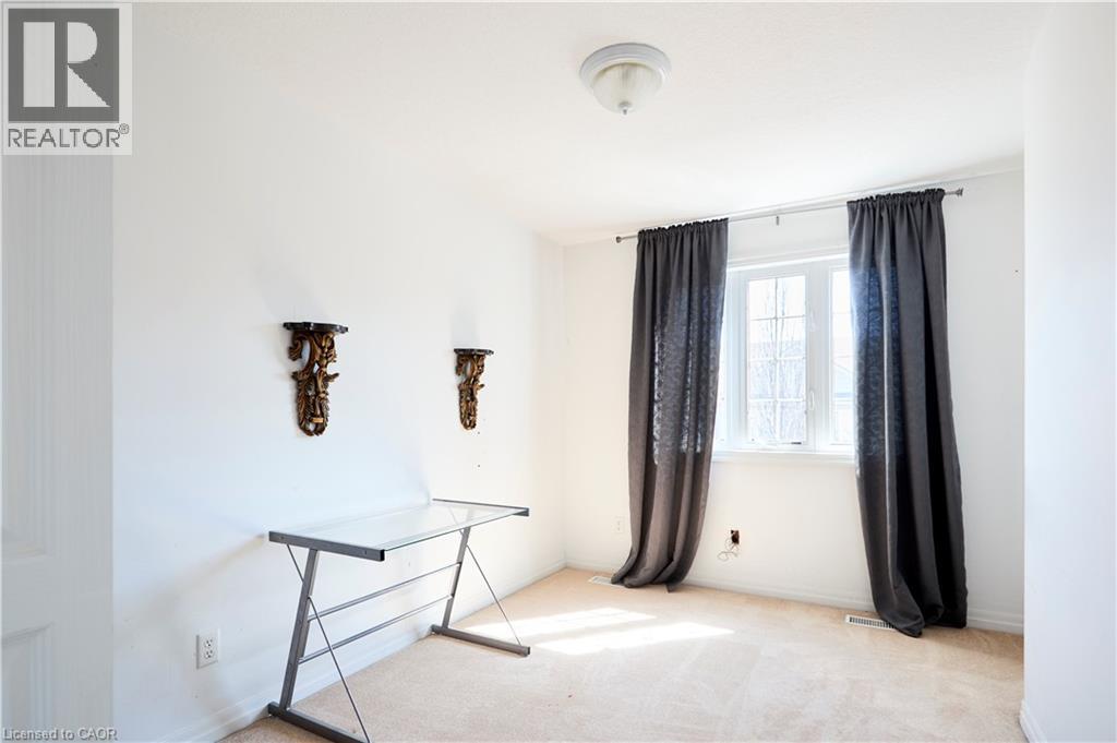 105 PINNACLE Drive Unit# 9, Kitchener, Ontario, N2P1B8 — Photo 15