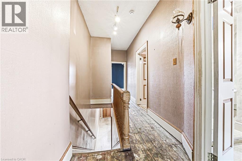 116 CATHARINE Street S, Hamilton, Ontario, L8N2J4 — Photo 7