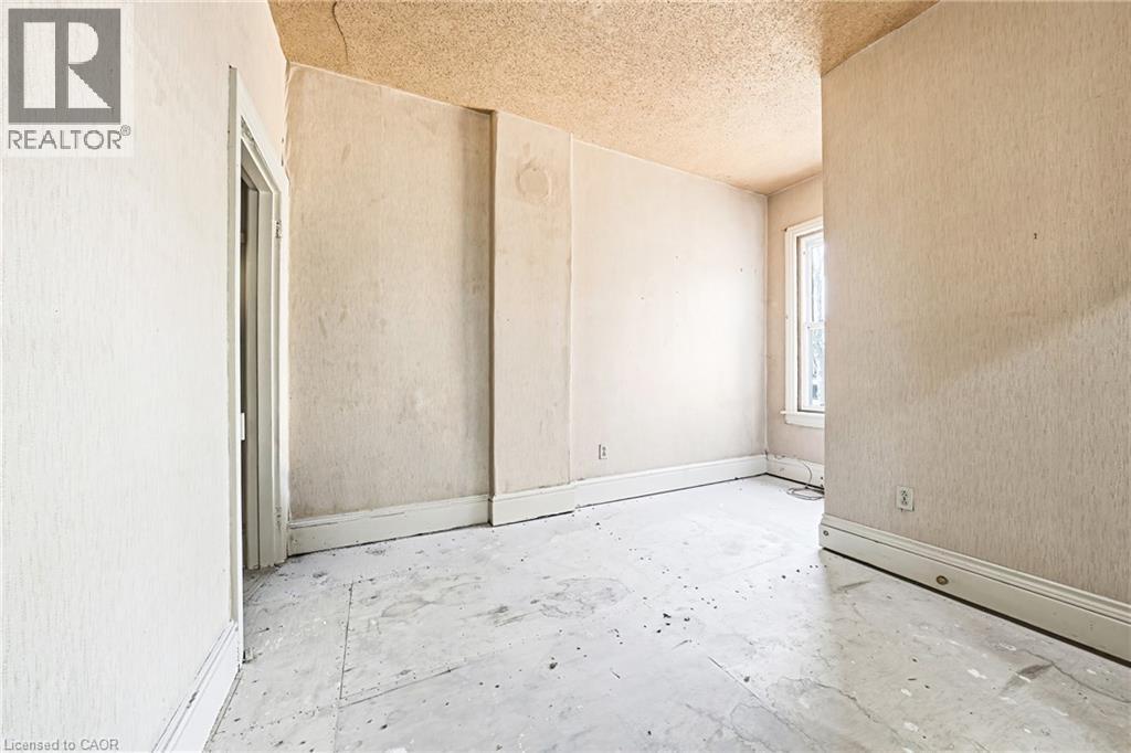 116 CATHARINE Street S, Hamilton, Ontario, L8N2J4 — Photo 9