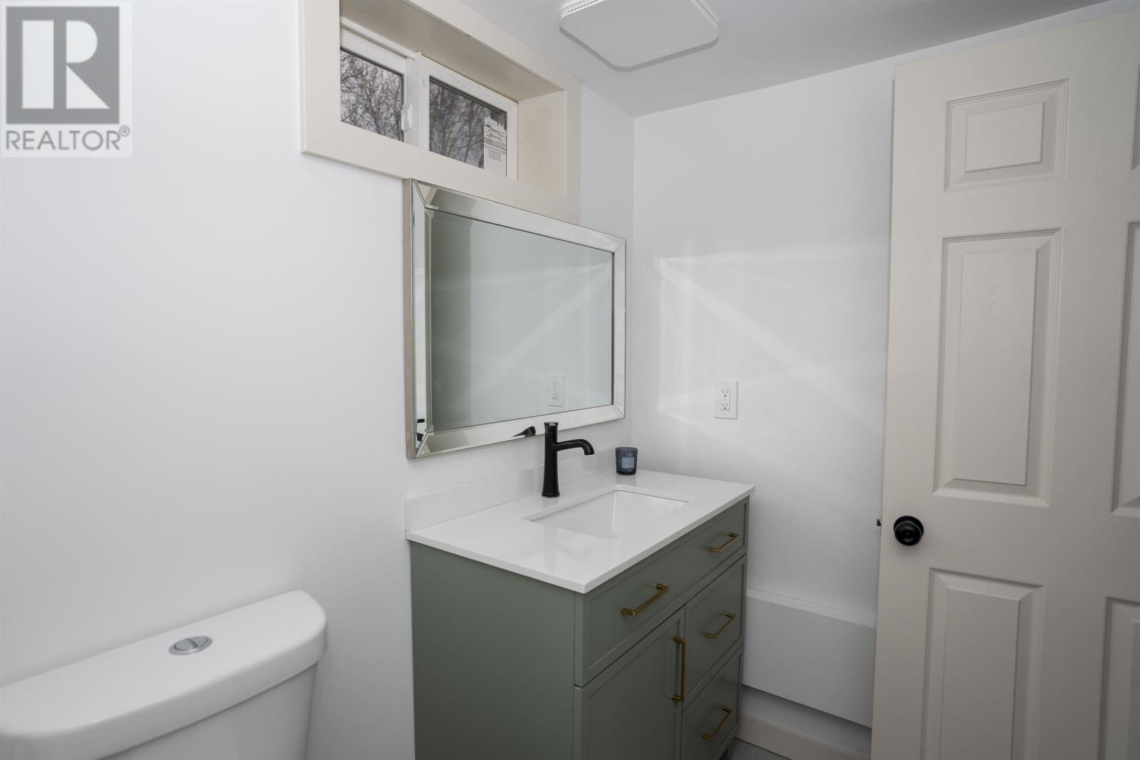 743 Syndicate AVE N, Thunder Bay, Ontario, P7C3X3 — Photo 40