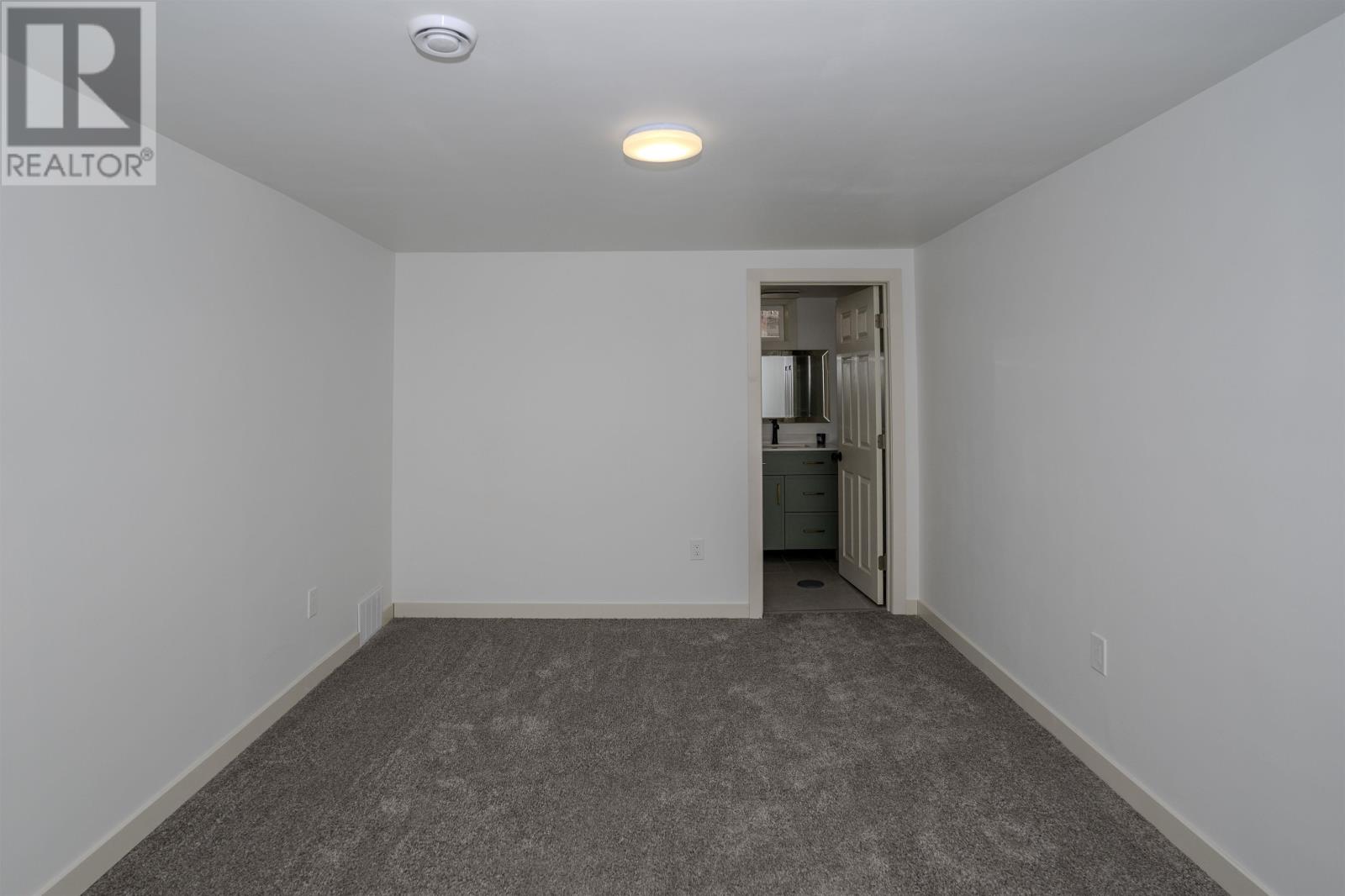 743 Syndicate AVE N, Thunder Bay, Ontario, P7C3X3 — Photo 44