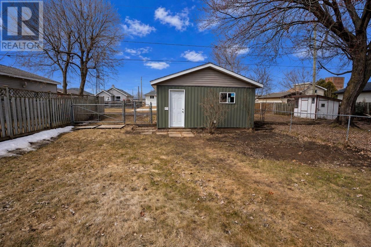 743 Syndicate AVE N, Thunder Bay, Ontario, P7C3X3 — Photo 48