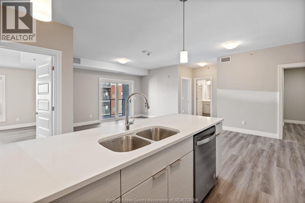 728 BROWNSTONE Unit# 506, Lakeshore, Ontario, N9K0C4 — Photo 12