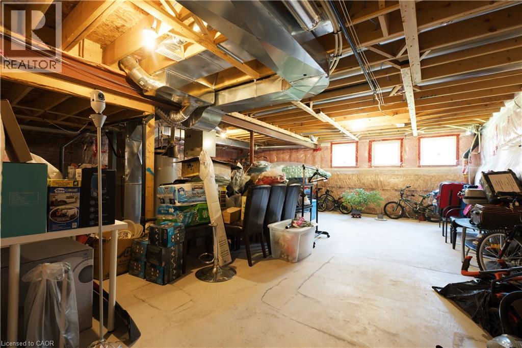 27 FINGLAND Crescent, Waterdown, Ontario, L8B0S8 — Photo 29
