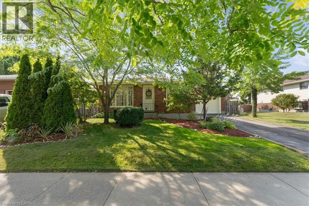 32 DONLY Drive N, Simcoe, Ontario, N3Y4Z8 — Photo 3