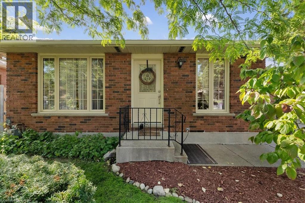 32 DONLY Drive N, Simcoe, Ontario, N3Y4Z8 — Photo 6