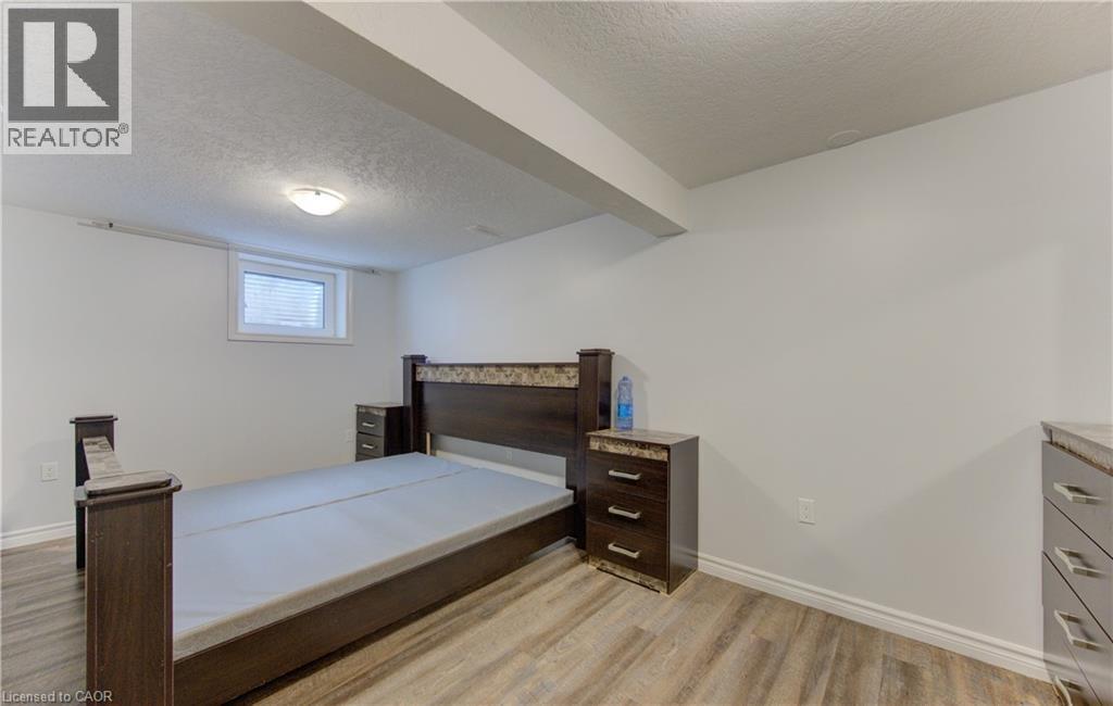 110 HAZELGLEN Drive, Kitchener, Ontario, N2M2E5 — Photo 26