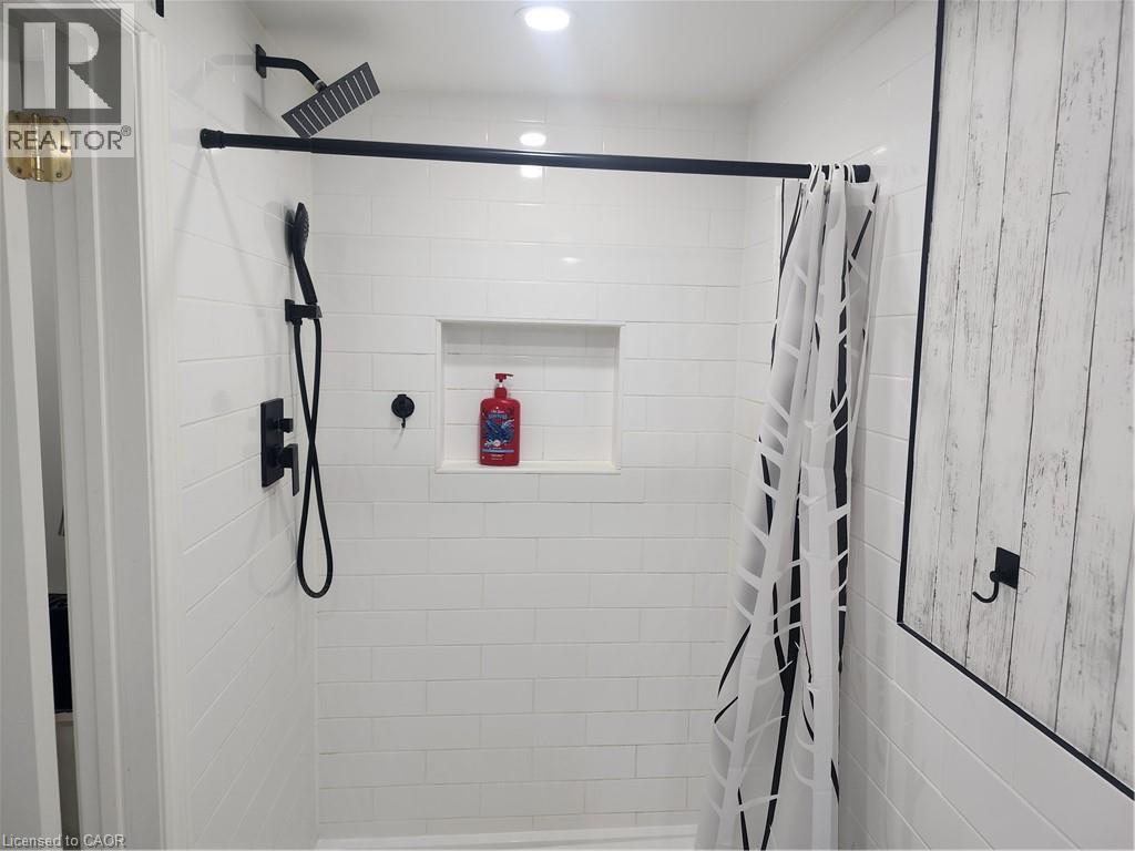 899 STONE CHURCH Road E Unit# 8, Hamilton, Ontario, L8W1B2 — Photo 21