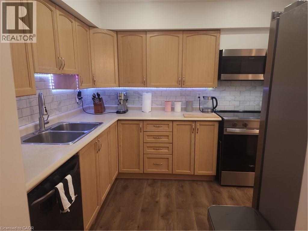 899 STONE CHURCH Road E Unit# 8, Hamilton, Ontario, L8W1B2 — Photo 6