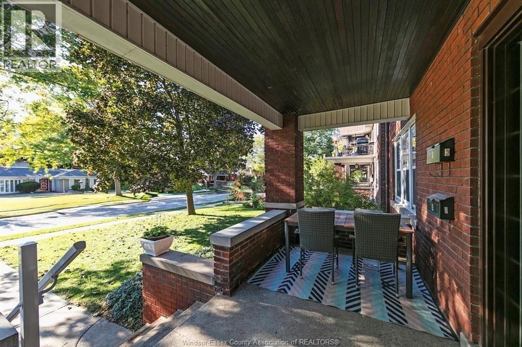 1596 Victoria, Windsor, Ontario, N8X1P5 — Photo 3