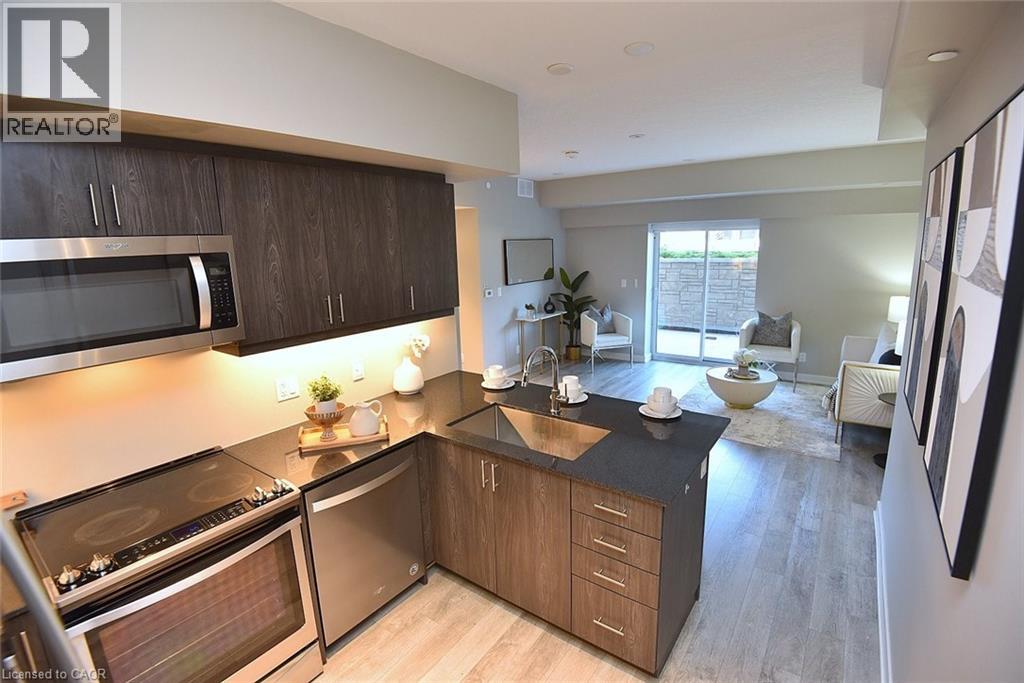 16 MARKLE Crescent Unit# 111, Ancaster, Ontario, L9G0H4 — Photo 7