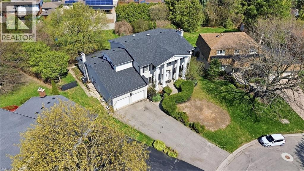 10 FIELDSTONE Circle, Brantford, Ontario, N3R6S7 — Photo 3
