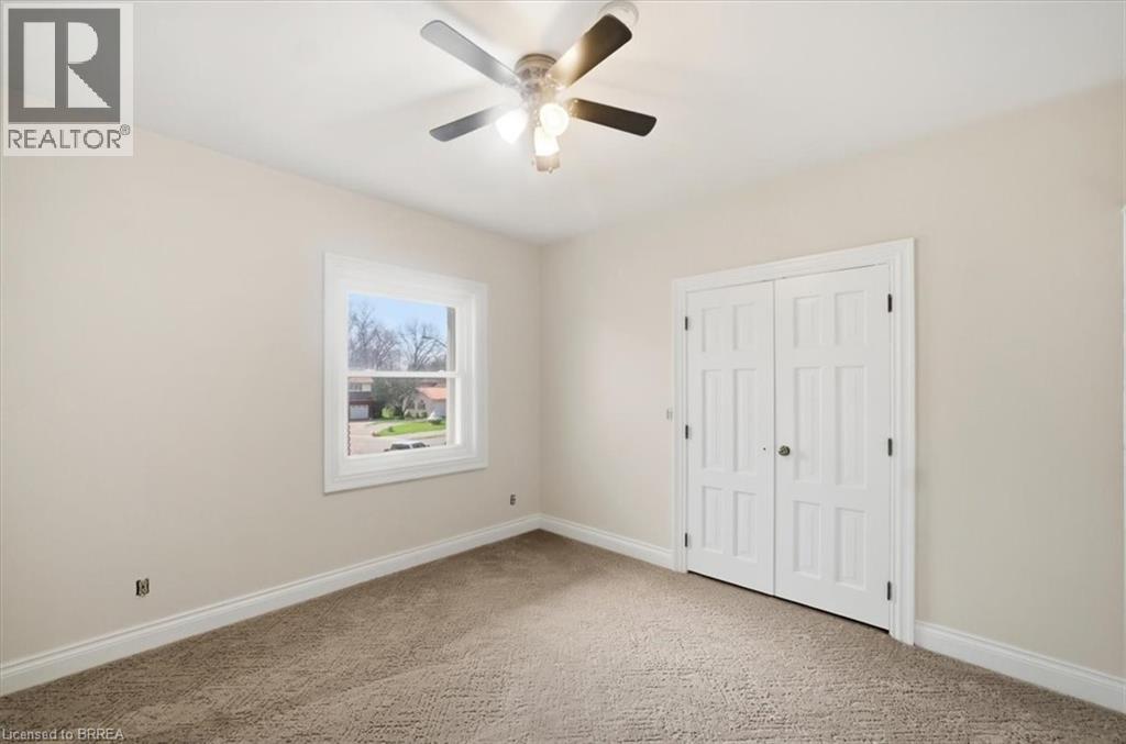 10 FIELDSTONE Circle, Brantford, Ontario, N3R6S7 — Photo 34