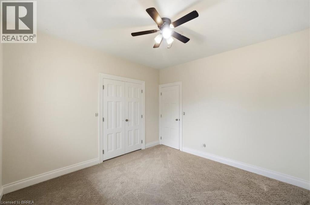 10 FIELDSTONE Circle, Brantford, Ontario, N3R6S7 — Photo 35