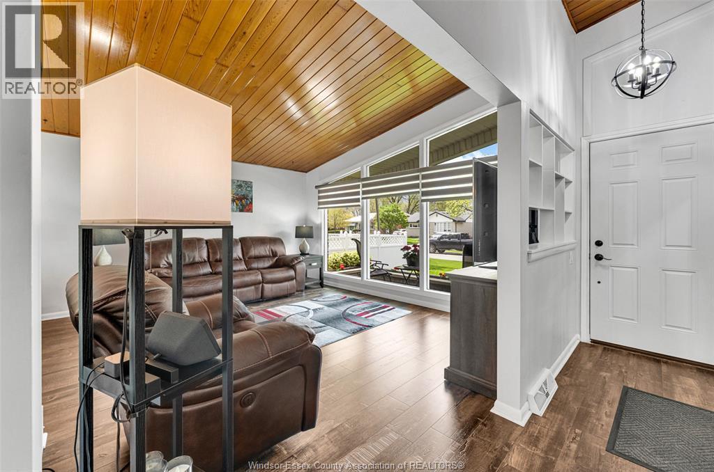 452 CARLING CRESCENT, Windsor, Ontario, N8S3Y1 — Photo 7