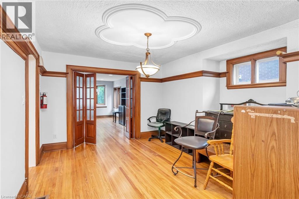 81 STERLING Street, Hamilton, Ontario, L8S4J1 — Photo 14