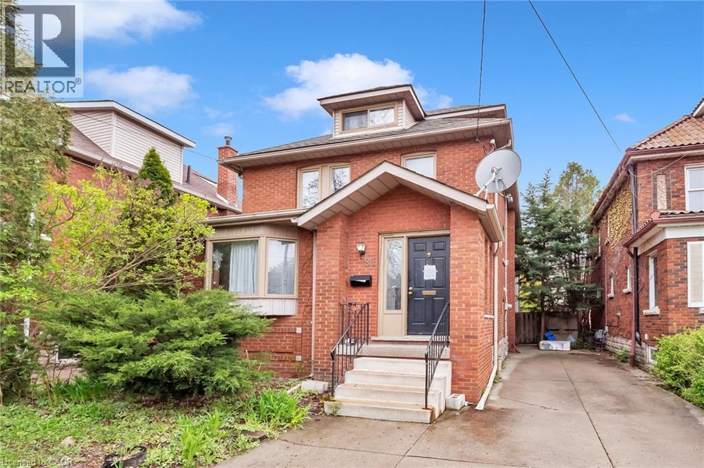 81 STERLING Street, Hamilton, Ontario, L8S4J1 — Photo 3