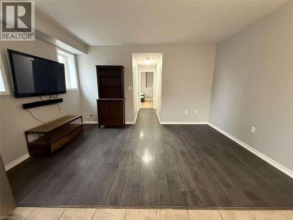 931 GLASGOW Street Unit# 34D, Kitchener, Ontario, N2N0B5 — Photo 4