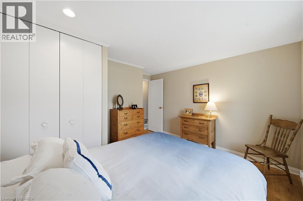 37 PARKVIEW Crescent, Kitchener, Ontario, N2A1M1 — Photo 23