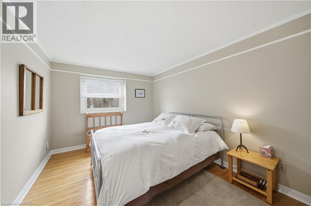 37 PARKVIEW Crescent, Kitchener, Ontario, N2A1M1 — Photo 24