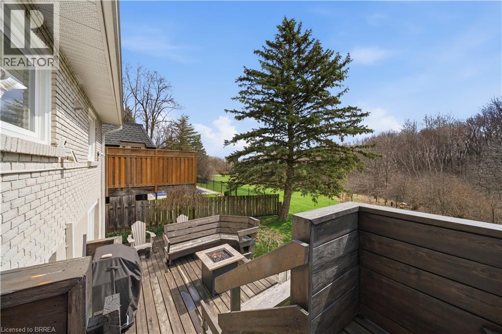 37 PARKVIEW Crescent, Kitchener, Ontario, N2A1M1 — Photo 33