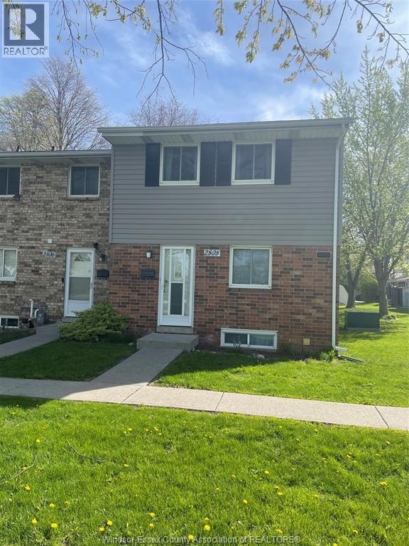 2808 MEADOWBROOK LANE Unit# 17, Windsor, Ontario, N8T3C3 — Photo 2